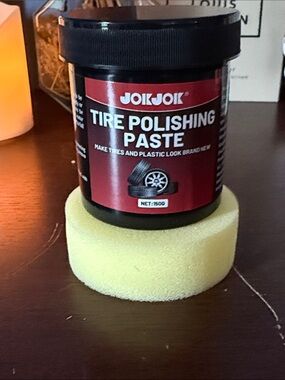 Black Tire Polishing Paste - 150g